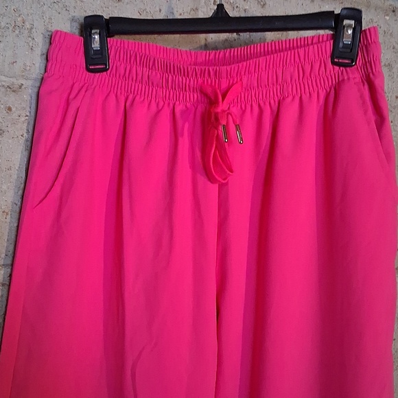 NWOT UOUA Women's Color Block Windbreaker 80's Pants - Picture 4 of 5